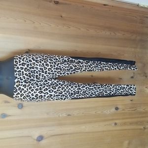 Leopard leggings
